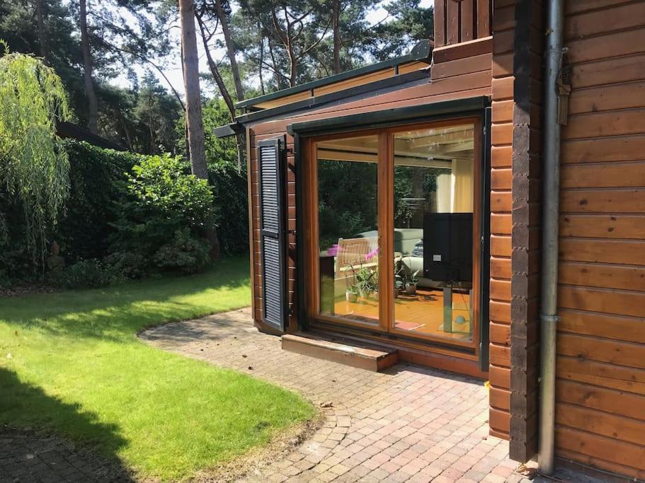 Houten Chalet/Bungalow In Het Bos, Sauna, Jacuzzi Meijel Exterior foto