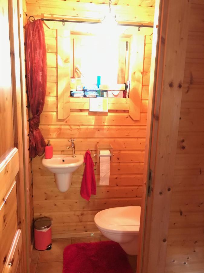 Houten Chalet/Bungalow In Het Bos, Sauna, Jacuzzi Meijel Exterior foto